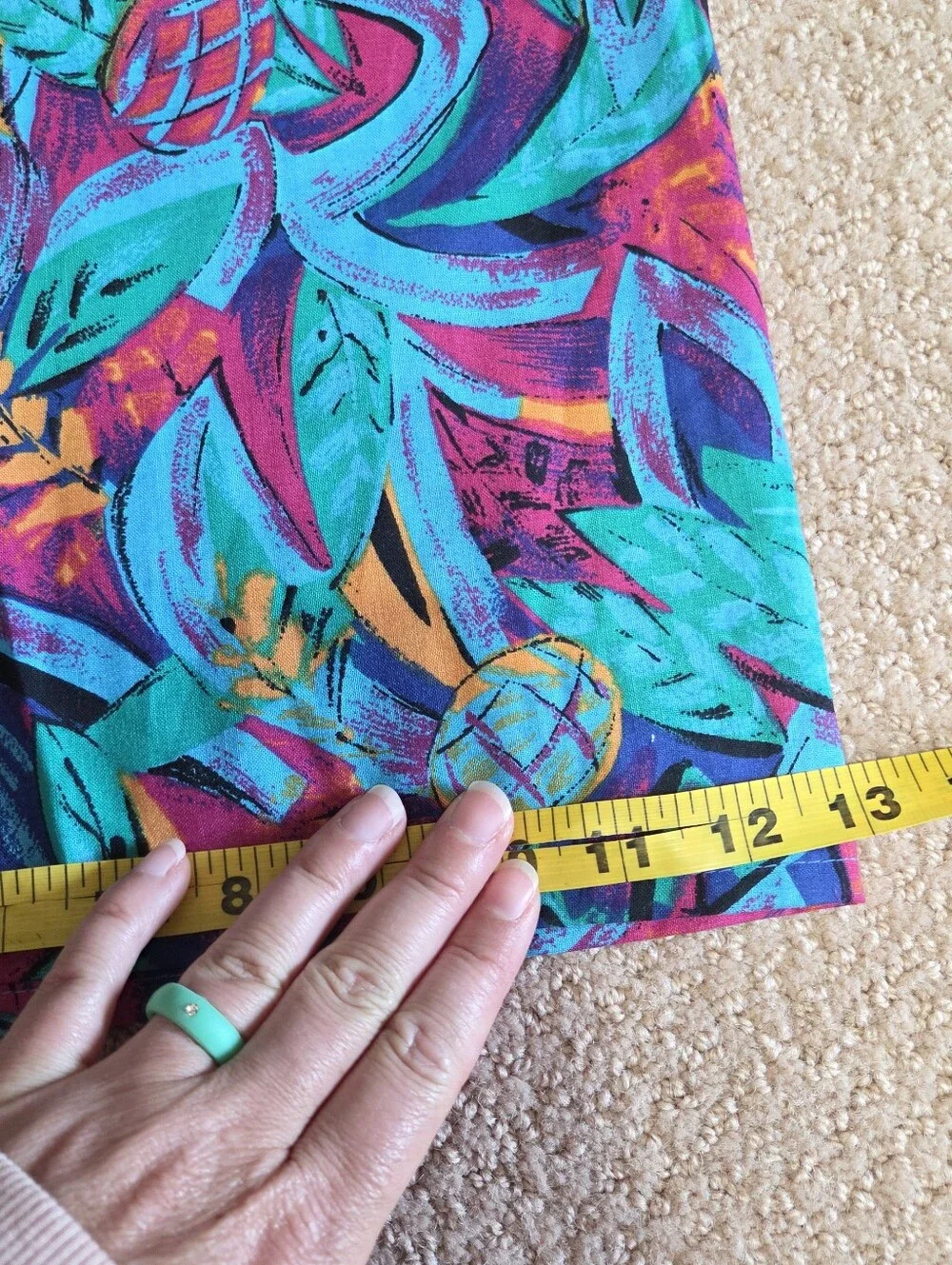 Vintage Tropical Made In USA Pullon Elastic Waist Shorts Size Small Summer 80s